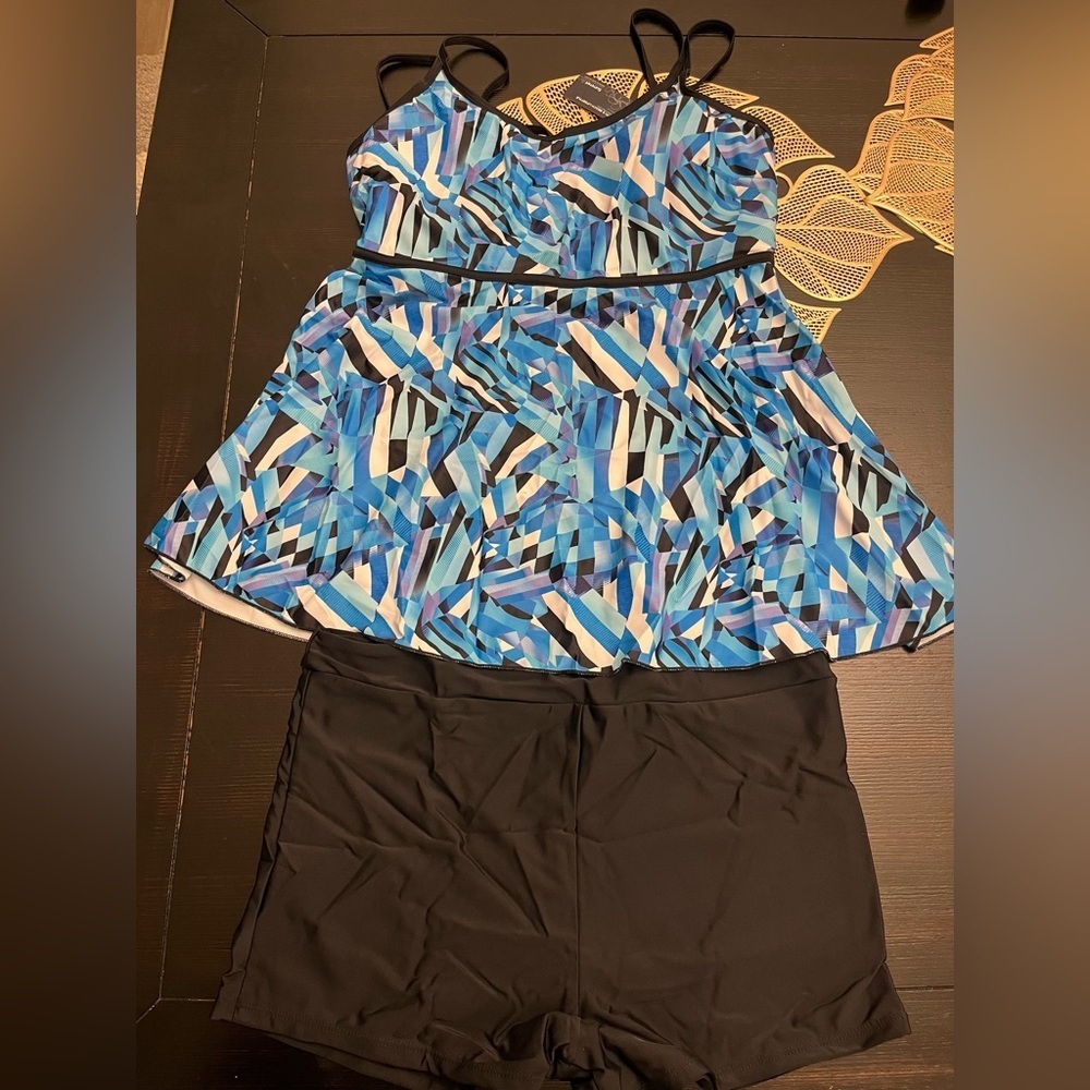 NWT Summer Mae Women’s 2 Piece Swimsuit size XXLarge